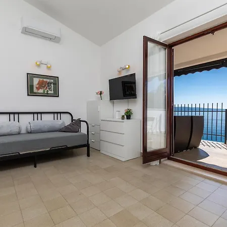Apartment By The Sea Nemira, Omis - 4277