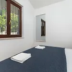 Family Friendly Seaside Nemira, Omis - 4277 Tice